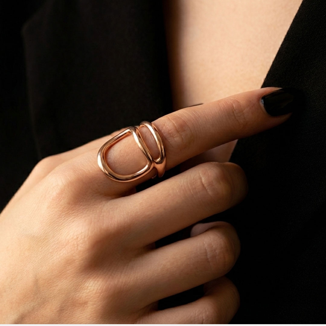 Anel-doi-aros-dourado-uso-14--cizan-boutique