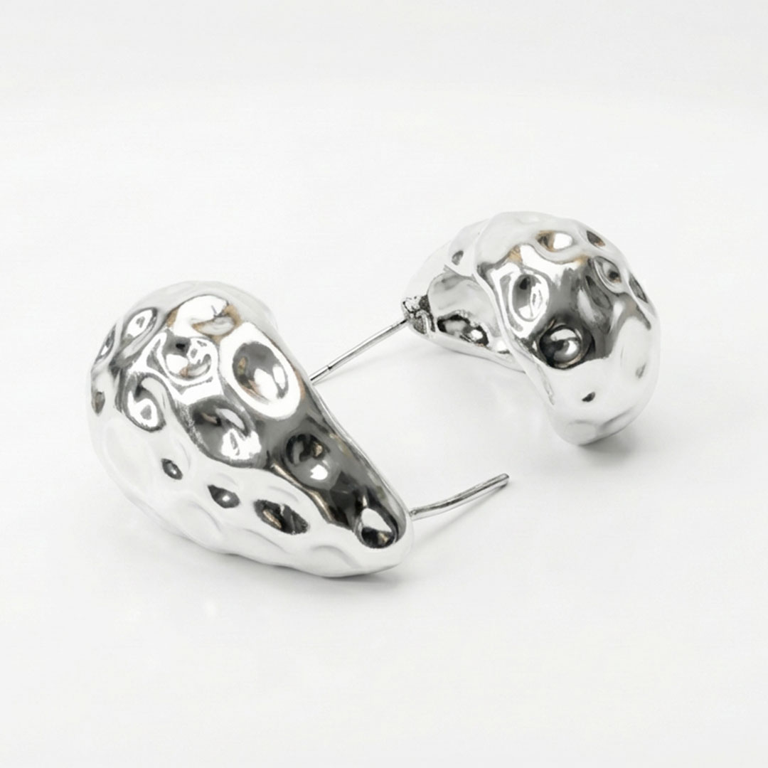 Brinco-gota-prata-martelado-cizan-boutique