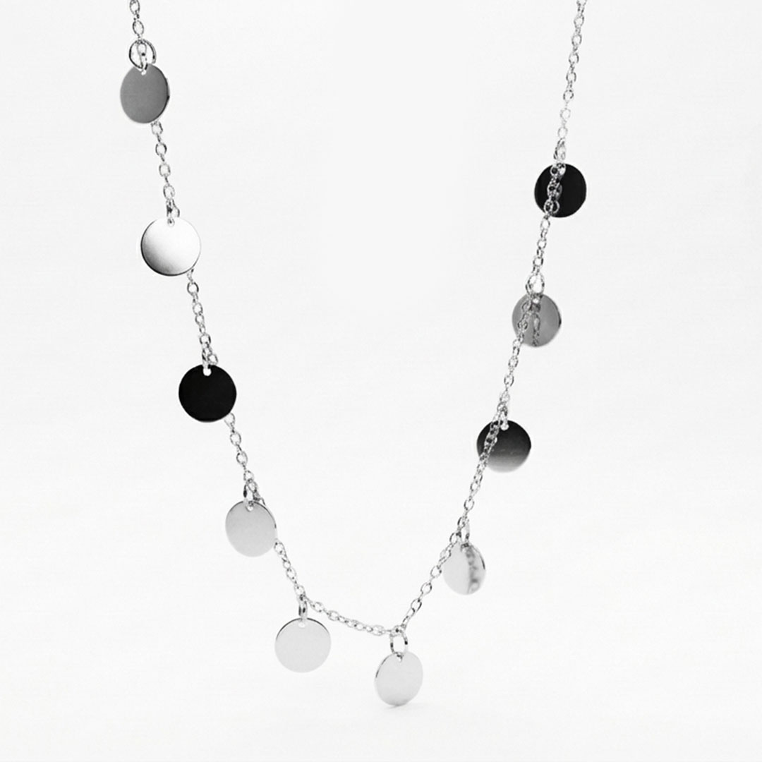Colar-prata-pingentes-medalhas-cizan-boutique