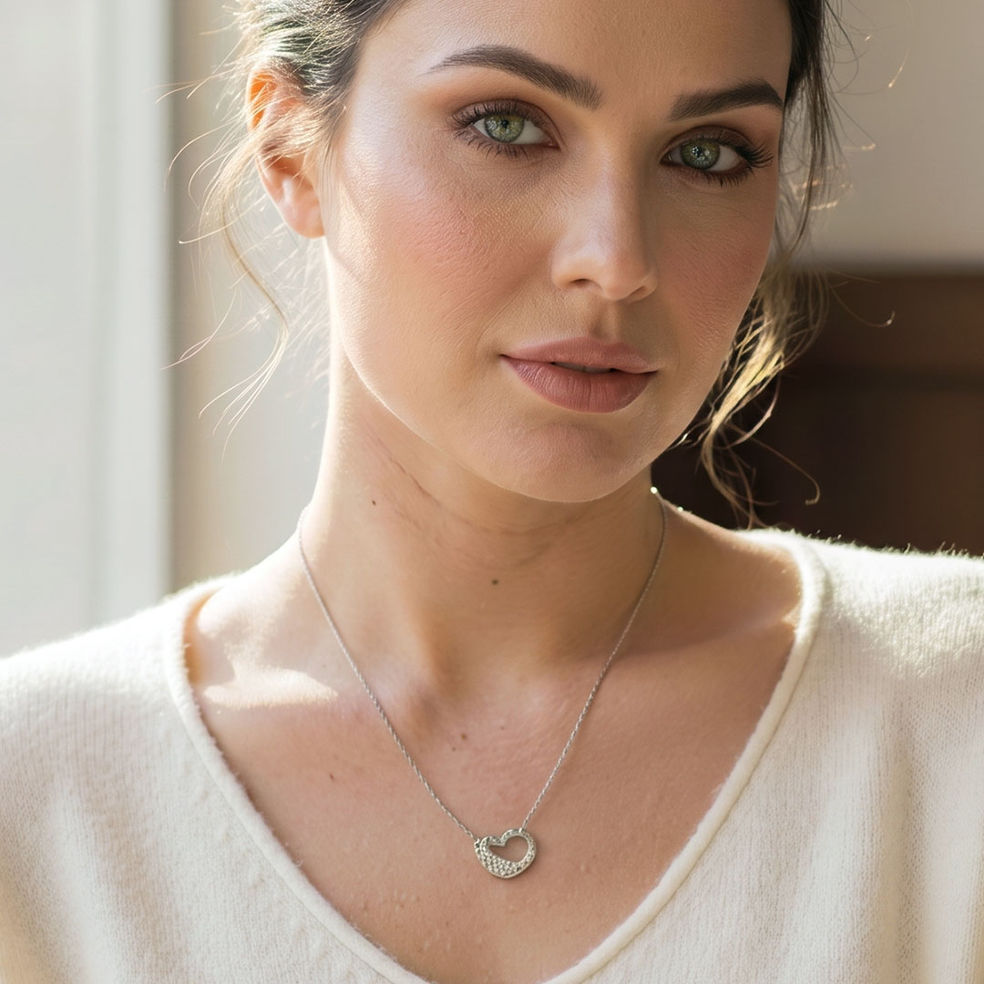 colar-prata-pingente-coracao-zirconia-cizan-boutique